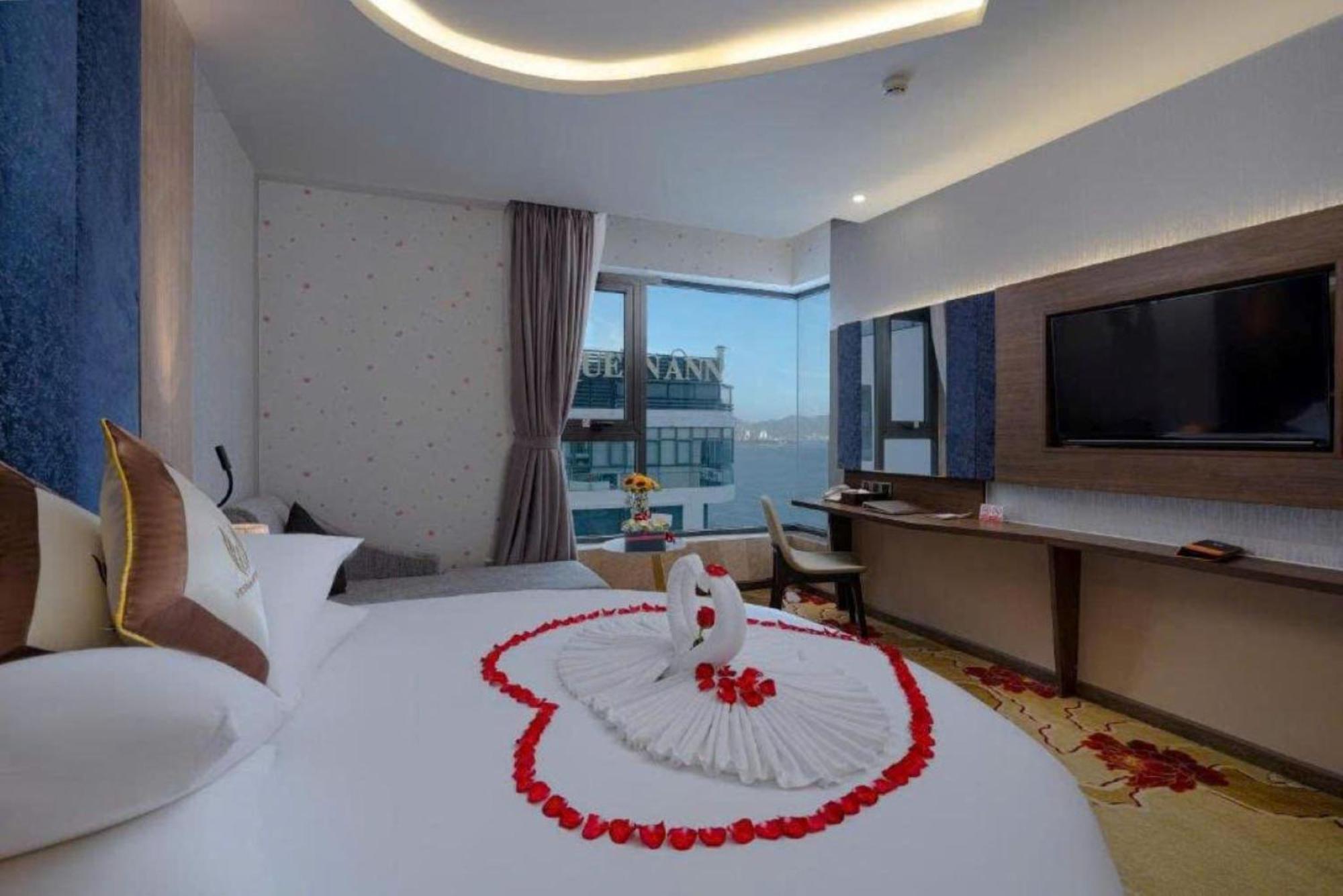 Vesna Hotel Nha Trang Exterior photo